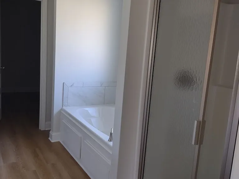 576 Silver Hill Dr — Photo 14