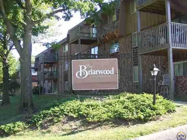 2324 SW Briarwood Plz APT 204F, Topeka, KS 66611