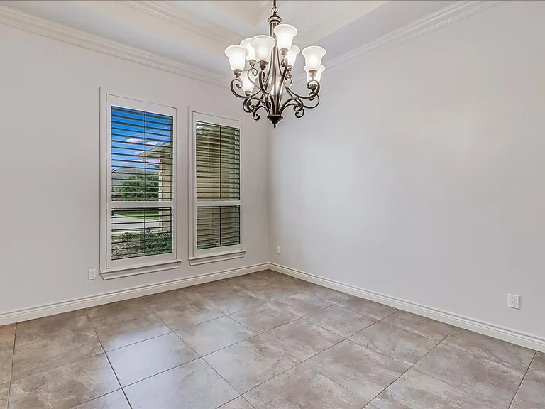 6241 Lago Vista Dr — Photo 18