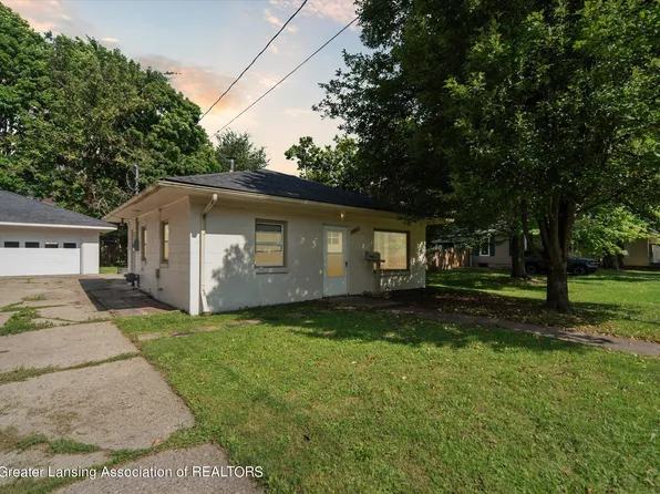 446 N Clinton St, Charlotte, MI 48813