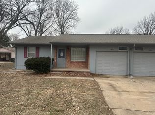 509 E 32nd Ter #B, Hutchinson, KS 67502