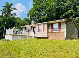 1112 Pratt Hill Rd, Newburg, WV 26410