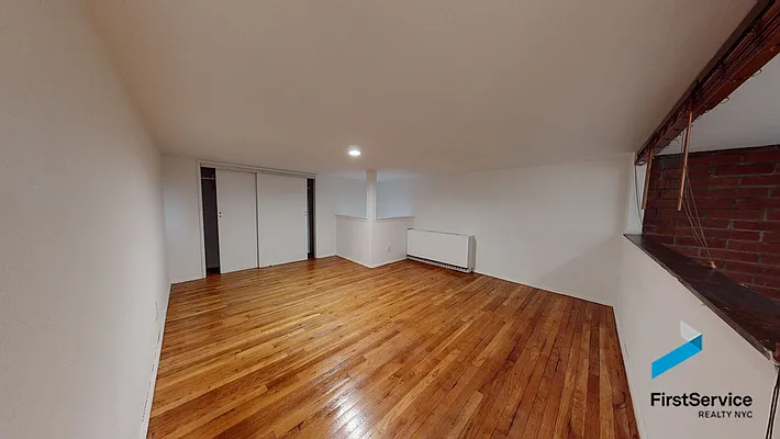 Rented by FirstService Realty (legacy) | media 19