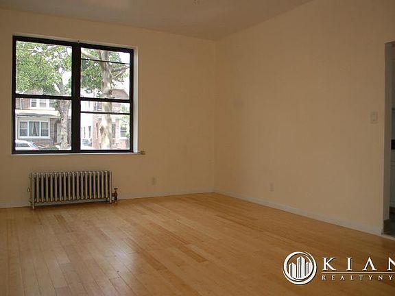 3rd image of 100 Lefferts Ave APT 1B