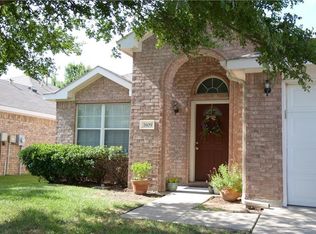 3909 Rochester Dr, Fort Worth, TX 76244
