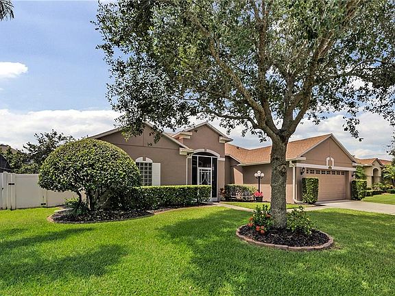 2nd image of 5906 Autumn Chase Cir