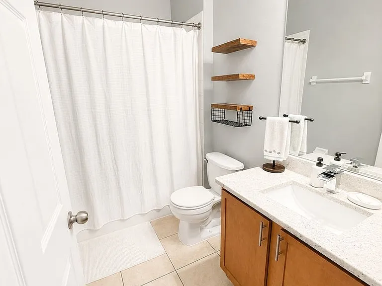 7605 N Dixon Ave — Photo 12