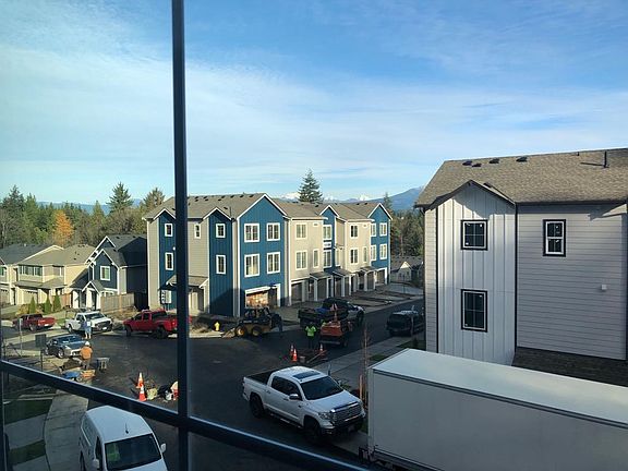 4th image of 2016 101st Ave SE #2