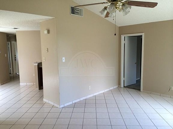 2nd image of 1705 West Ln