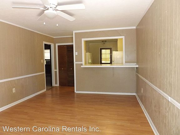 2nd image of 49 Remington Dr APT 2