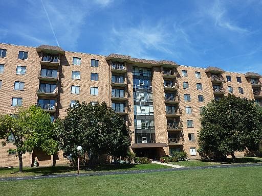 1st image of 1727 W Crystal Ln Unit 509