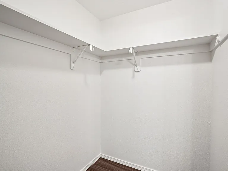 2315 SW Hannah Cir — Photo 11