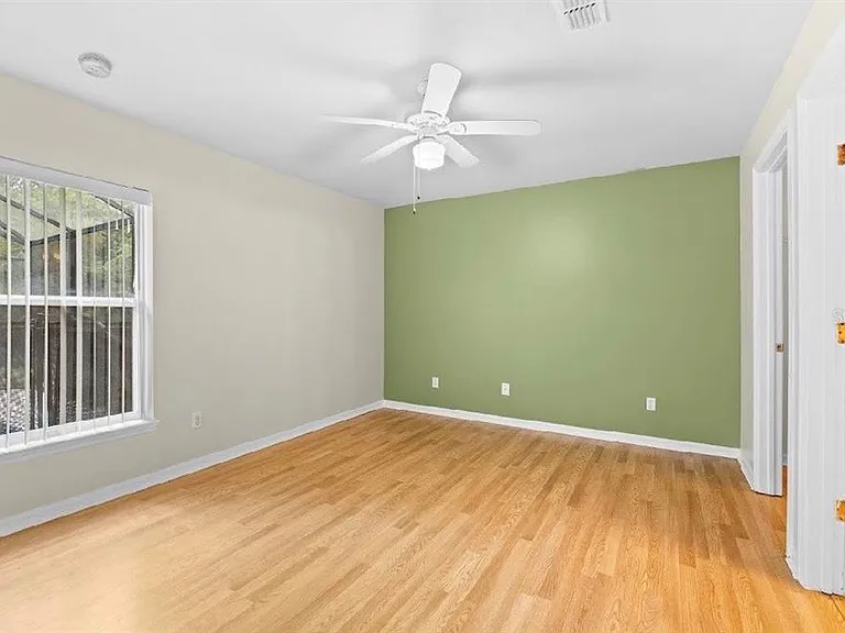 131 Sandy Ridge Dr — Photo 16