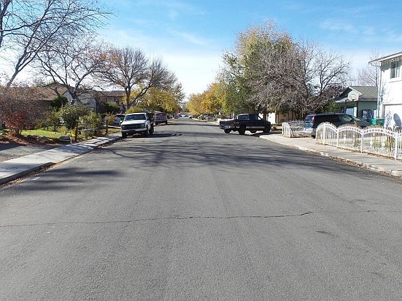 4th image of 984 Glen Meadow Dr