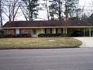 1st image of 2403 Douglas McArthur Dr