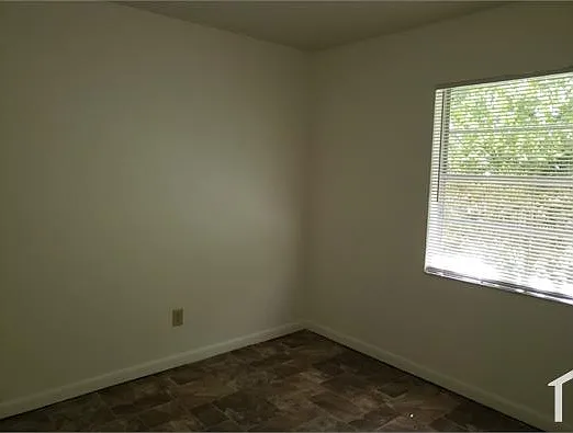 3233 SE 22nd Pl — Photo 9