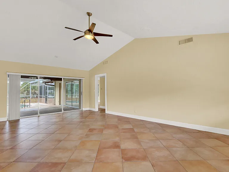 4529 Square Lake Dr — Photo 8