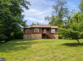 368 Freeze Rd, Linden, VA 22642