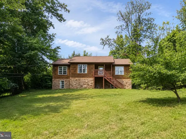 368 Freeze Rd, Linden, VA 22642