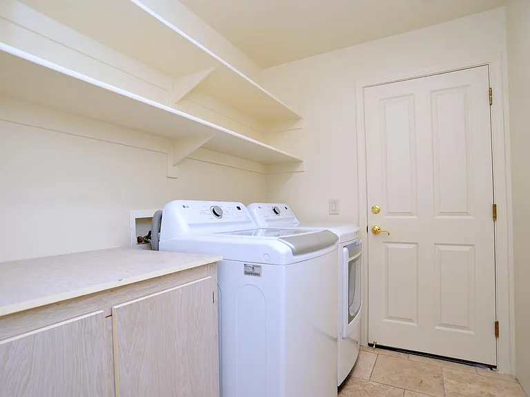 12866 N High Hawk Dr — Photo 48
