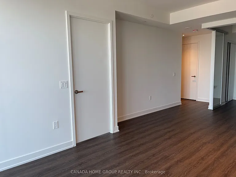 448 Burnhamthorpe Rd W #5801 — Photo 20