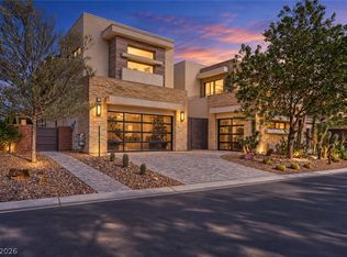 70 Grey Feather Dr, Las Vegas, NV 89135