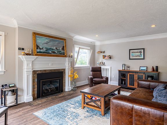 4th image of 511 N L St #A