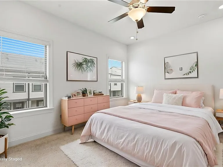 2438A Figaro Dr — Photo 36