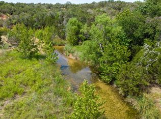 560 Ropes End Trl, Fredericksburg, TX 78624