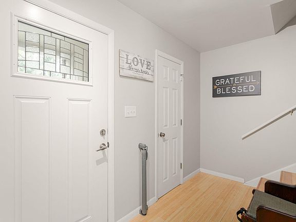 3rd image of 2500 Topsfield Rd APT 705