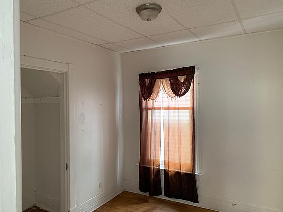 5th image of 1263 West Ave Lowr #
