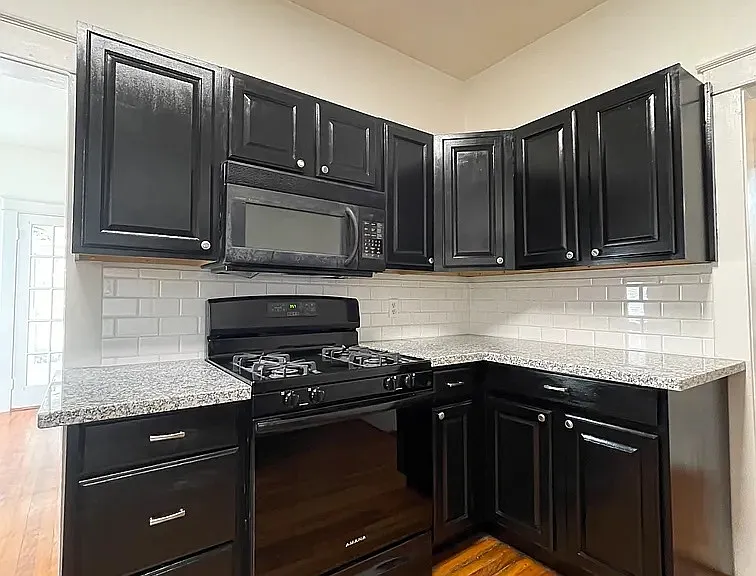 3162 Greenwood Dr — Photo 10