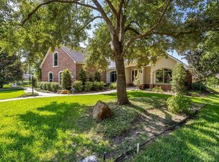 110 April Waters Dr W, Montgomery, TX 77356