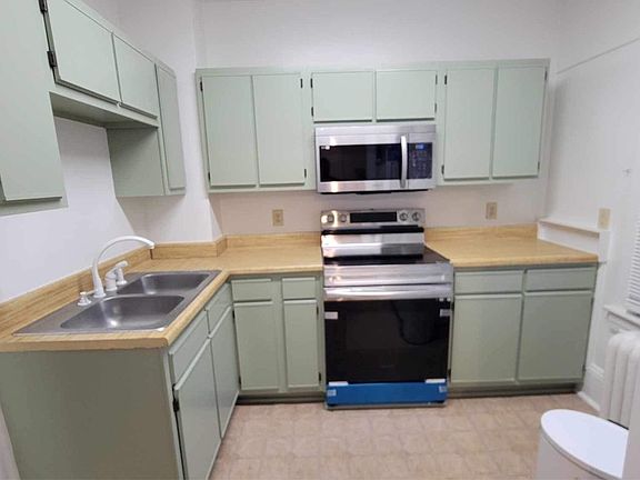 3rd image of 2029 Berkley Ave SW #A