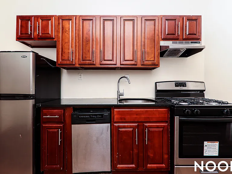 659 Bushwick Ave #3R — Photo 2