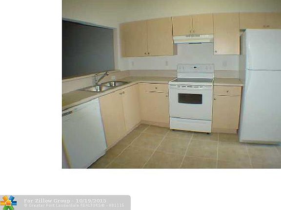 2nd image of 5961 Forest Hill Blvd APT 103