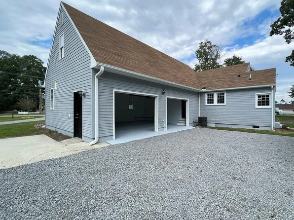 1509 Bolling Rd, Roanoke Rapids, NC 27870