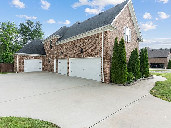 2nd image of 8025 Shelly Plum Dr