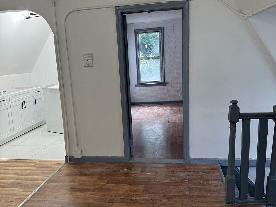 2nd image of 347 Ridgewood Ave #3R