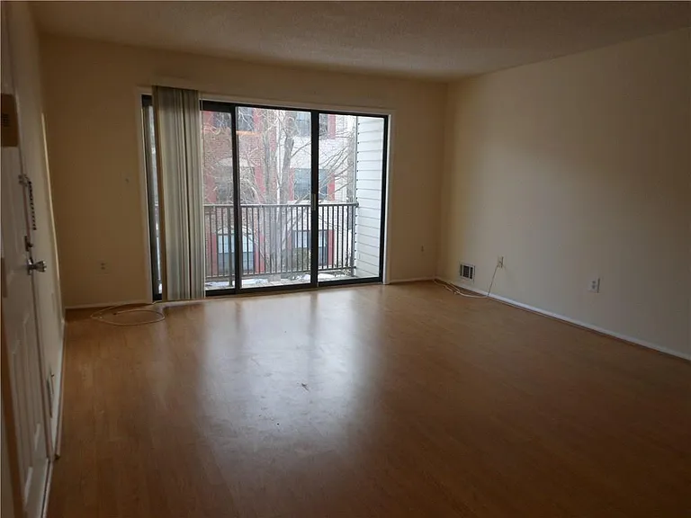 52 Voscek Ct #52 — Photo 6
