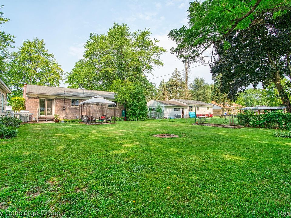 5433 Leland St, photo 24