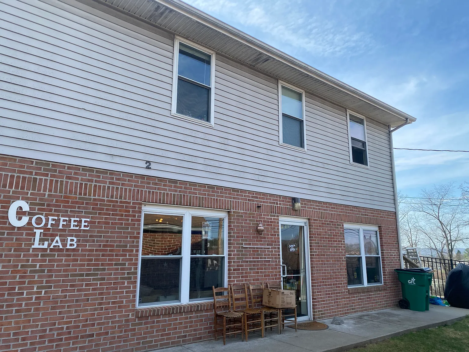 3 bed, 1000 sqft, $1,800 — Photo 2