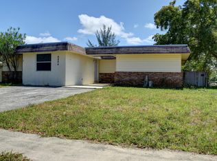 6904 NW 78th St, Fort Lauderdale, FL 33321