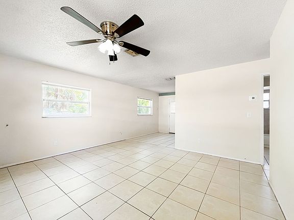 5th image of 4624 73rd Ave N