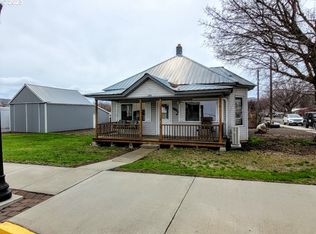 208 Main St, Richland, OR 97870