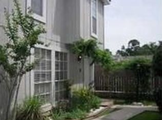 740 Heavens Dr APT 4, Mandeville, LA 70471