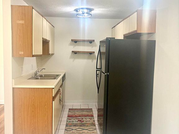 4th image of 2937 Westbrook Dr APT A113