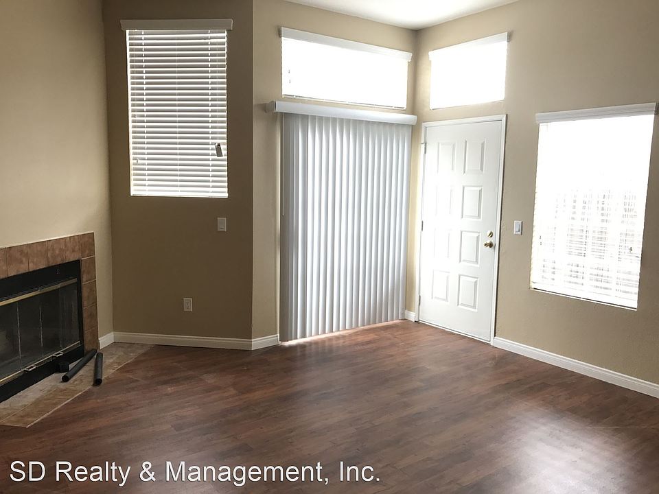 2nd image of 4512 Oregon St #1