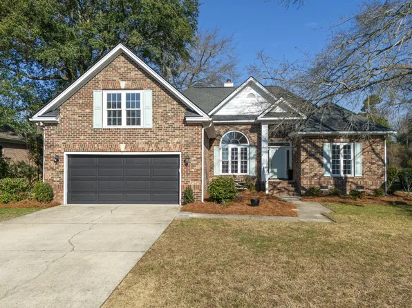 1249 Waterfront Dr, Mount Pleasant, SC 29464