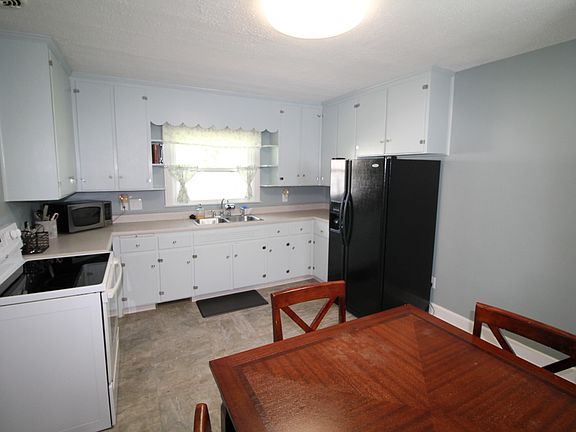 4th image of 313 Allen Dr